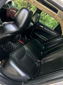 کرایسلەر 300